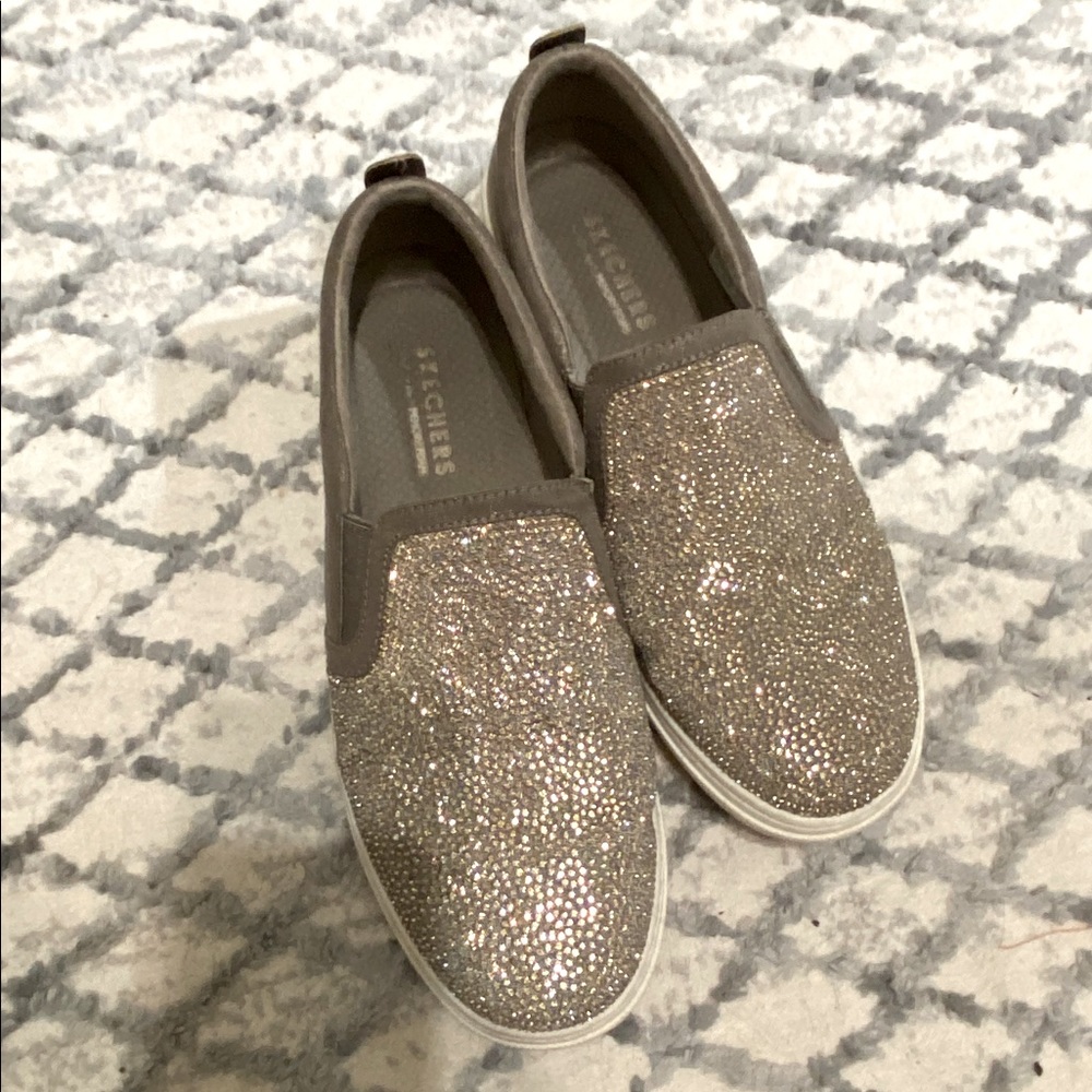 Skechers rhinestone sneakers flats shoes